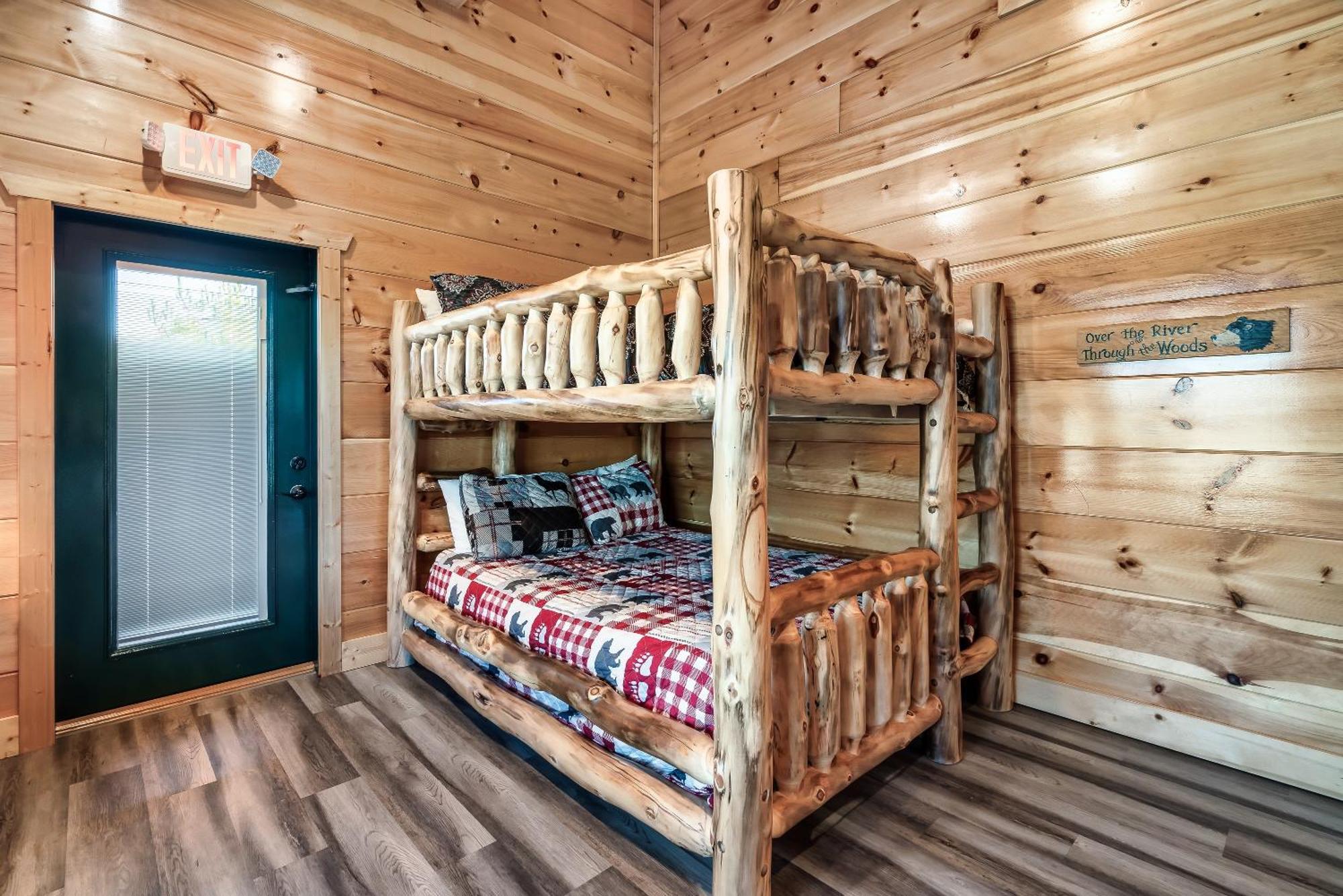 Full Equipped Cabin With A Pool And Game Room Smokies Views Gatlinburg Dış mekan fotoğraf