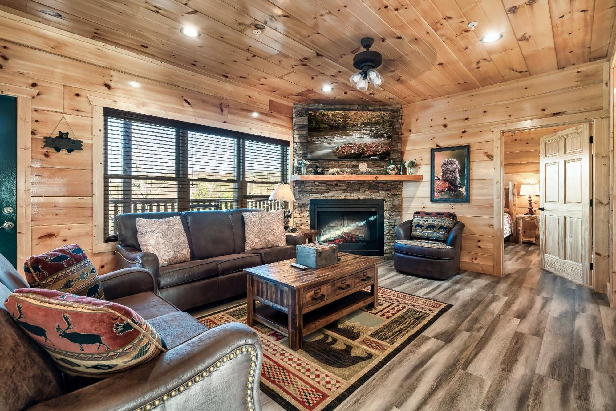 Full Equipped Cabin With A Pool And Game Room Smokies Views Gatlinburg Dış mekan fotoğraf