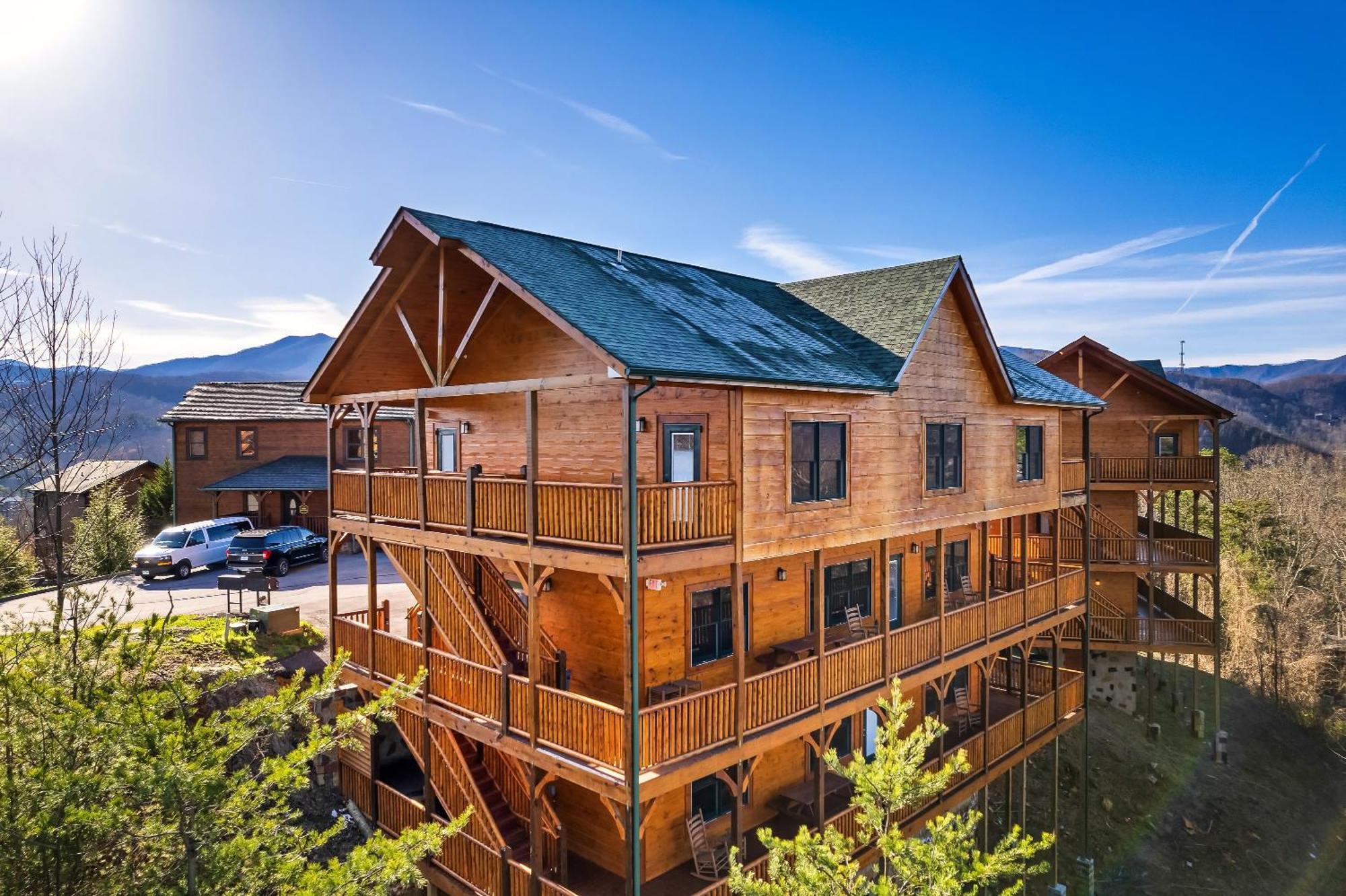 Full Equipped Cabin With A Pool And Game Room Smokies Views Gatlinburg Dış mekan fotoğraf