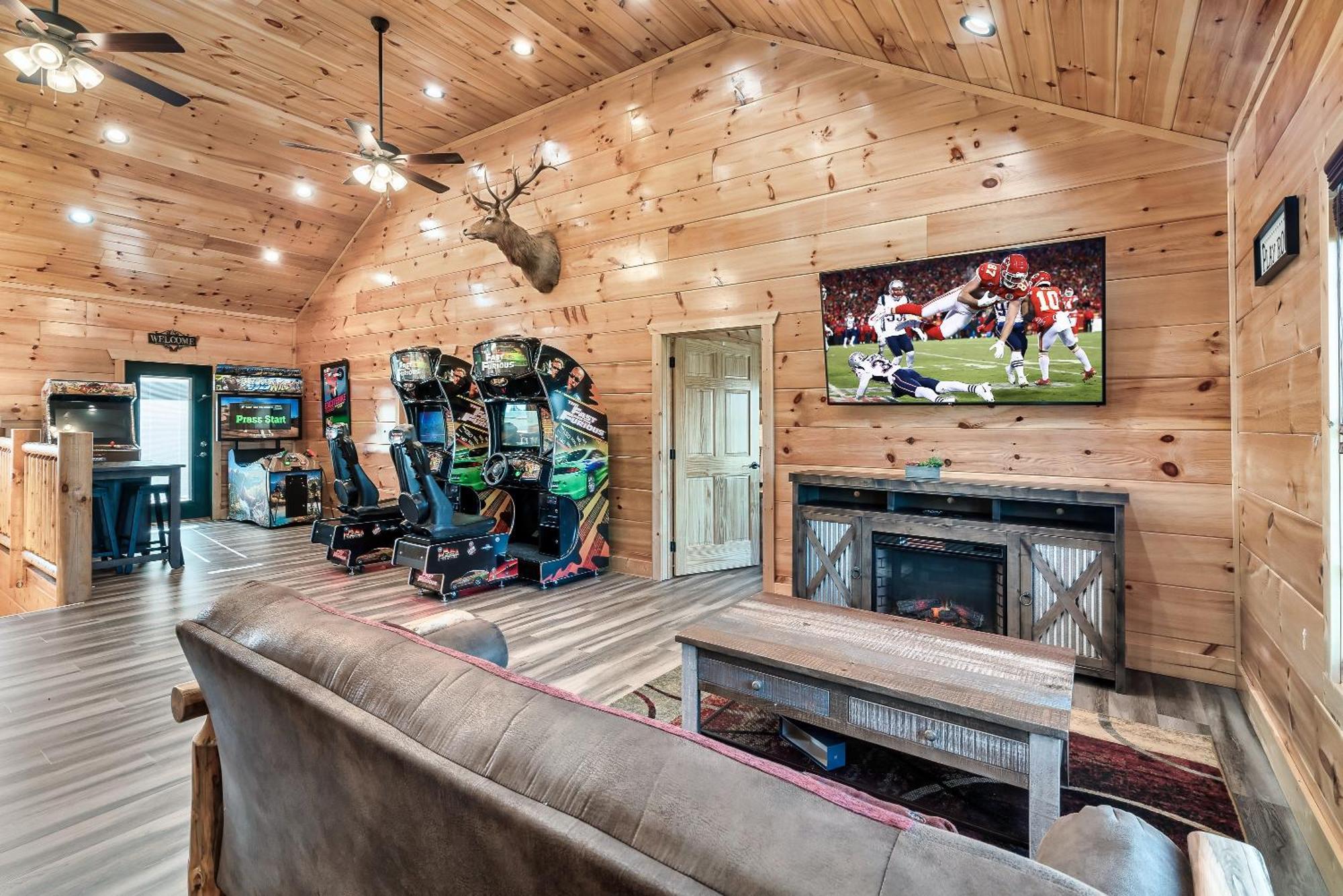 Full Equipped Cabin With A Pool And Game Room Smokies Views Gatlinburg Dış mekan fotoğraf