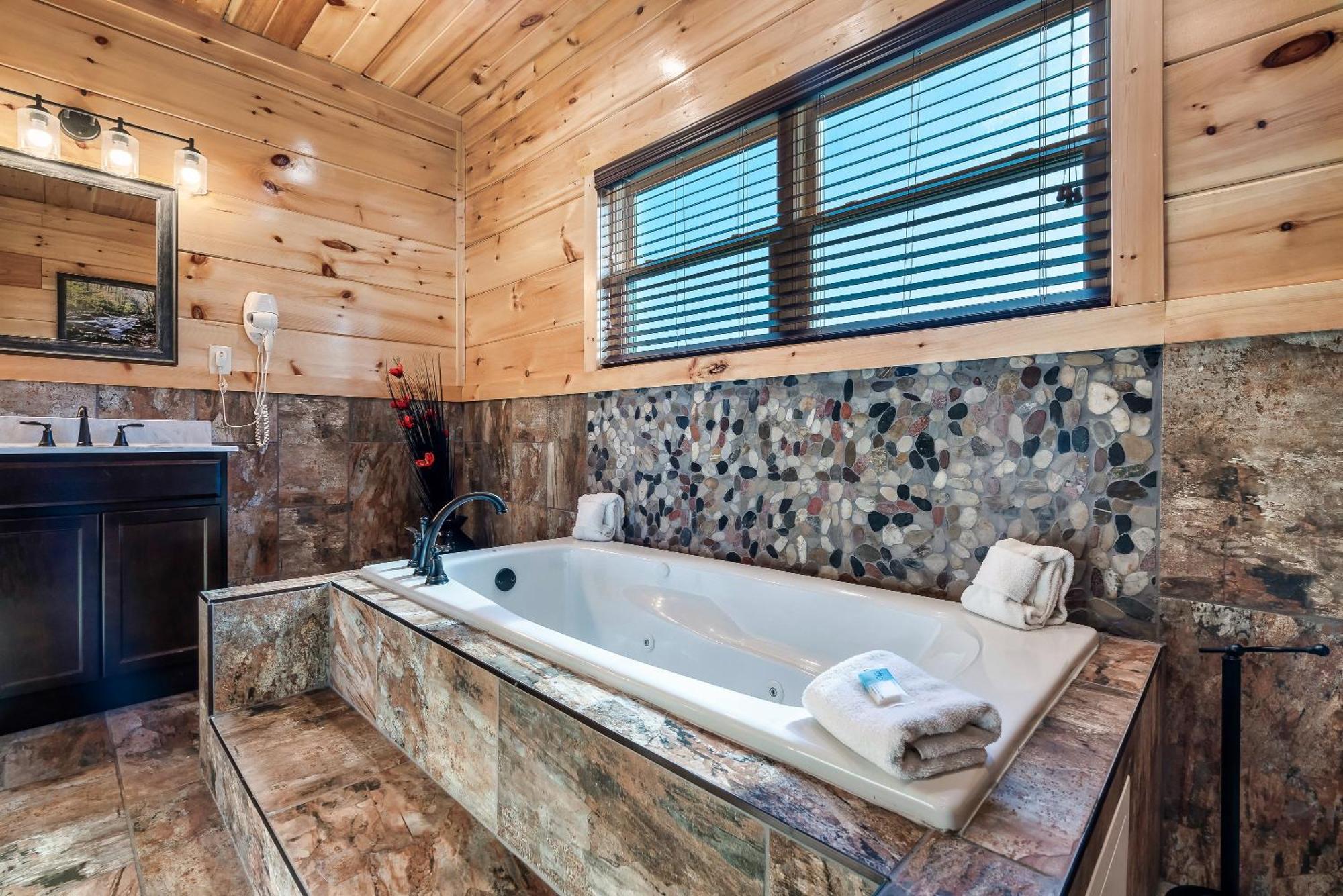 Full Equipped Cabin With A Pool And Game Room Smokies Views Gatlinburg Dış mekan fotoğraf