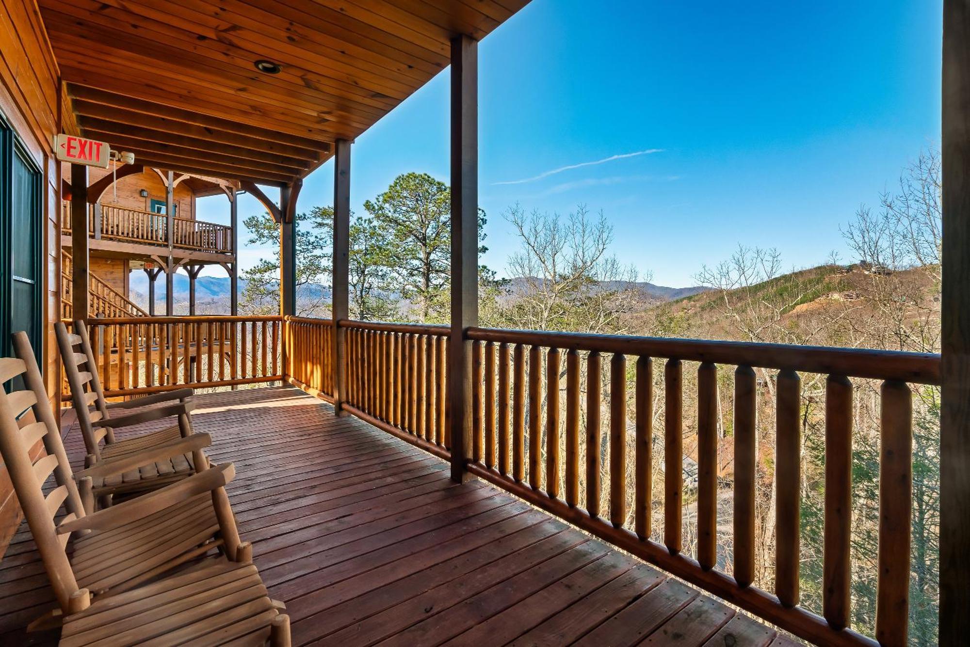 Full Equipped Cabin With A Pool And Game Room Smokies Views Gatlinburg Dış mekan fotoğraf