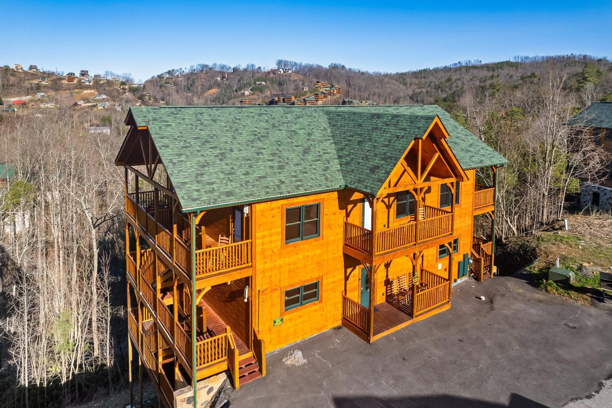 Full Equipped Cabin With A Pool And Game Room Smokies Views Gatlinburg Dış mekan fotoğraf