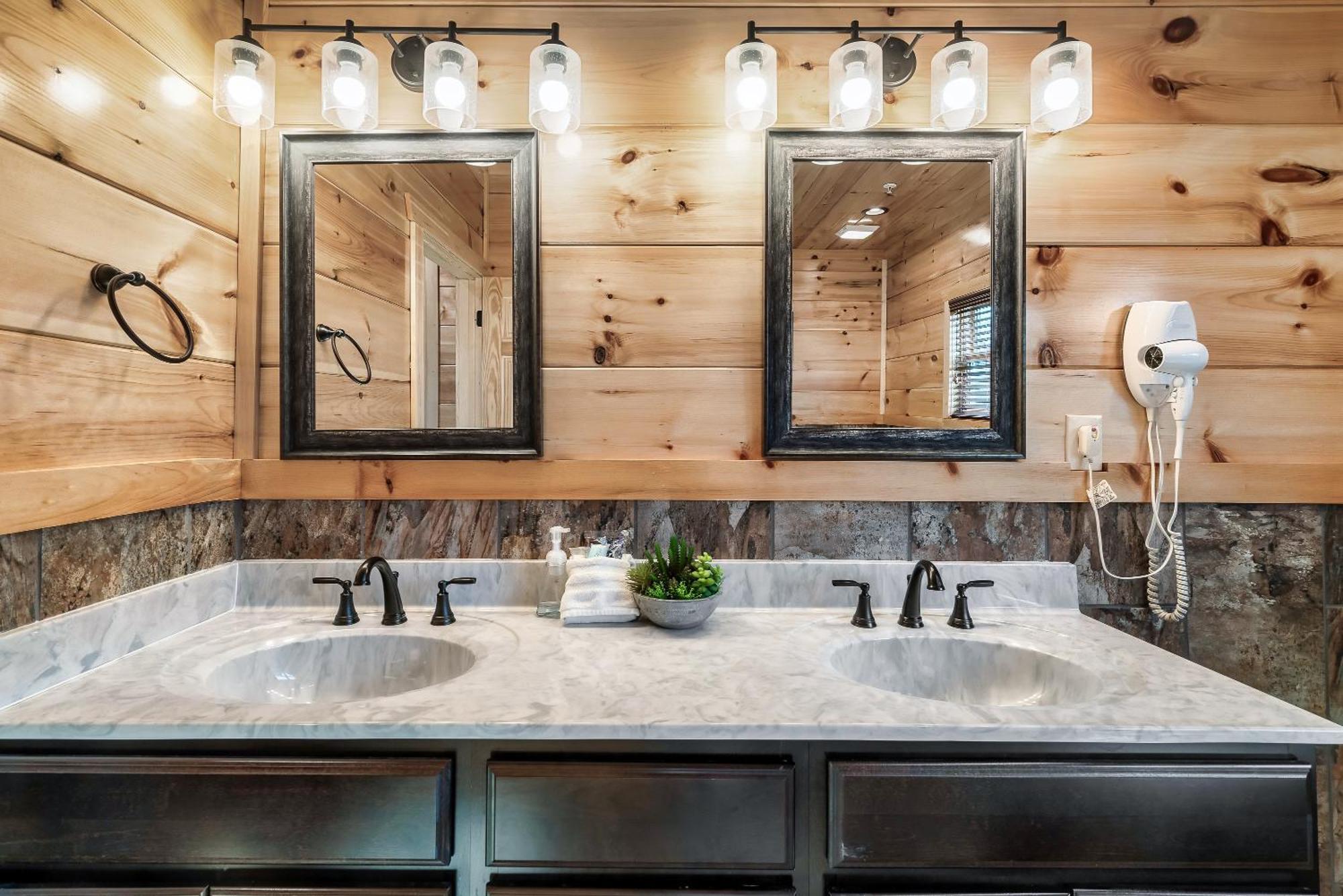 Full Equipped Cabin With A Pool And Game Room Smokies Views Gatlinburg Dış mekan fotoğraf