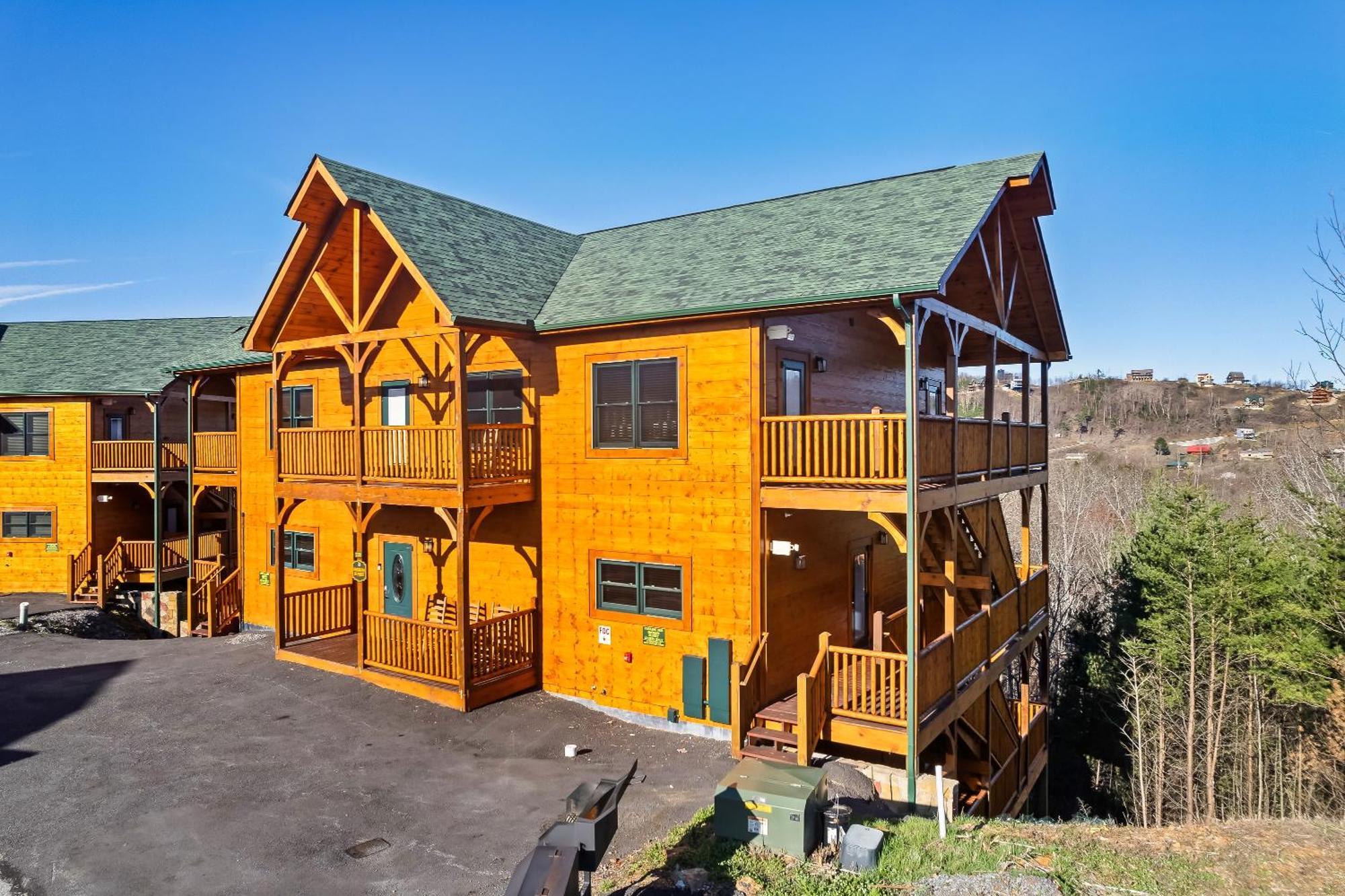 Full Equipped Cabin With A Pool And Game Room Smokies Views Gatlinburg Dış mekan fotoğraf