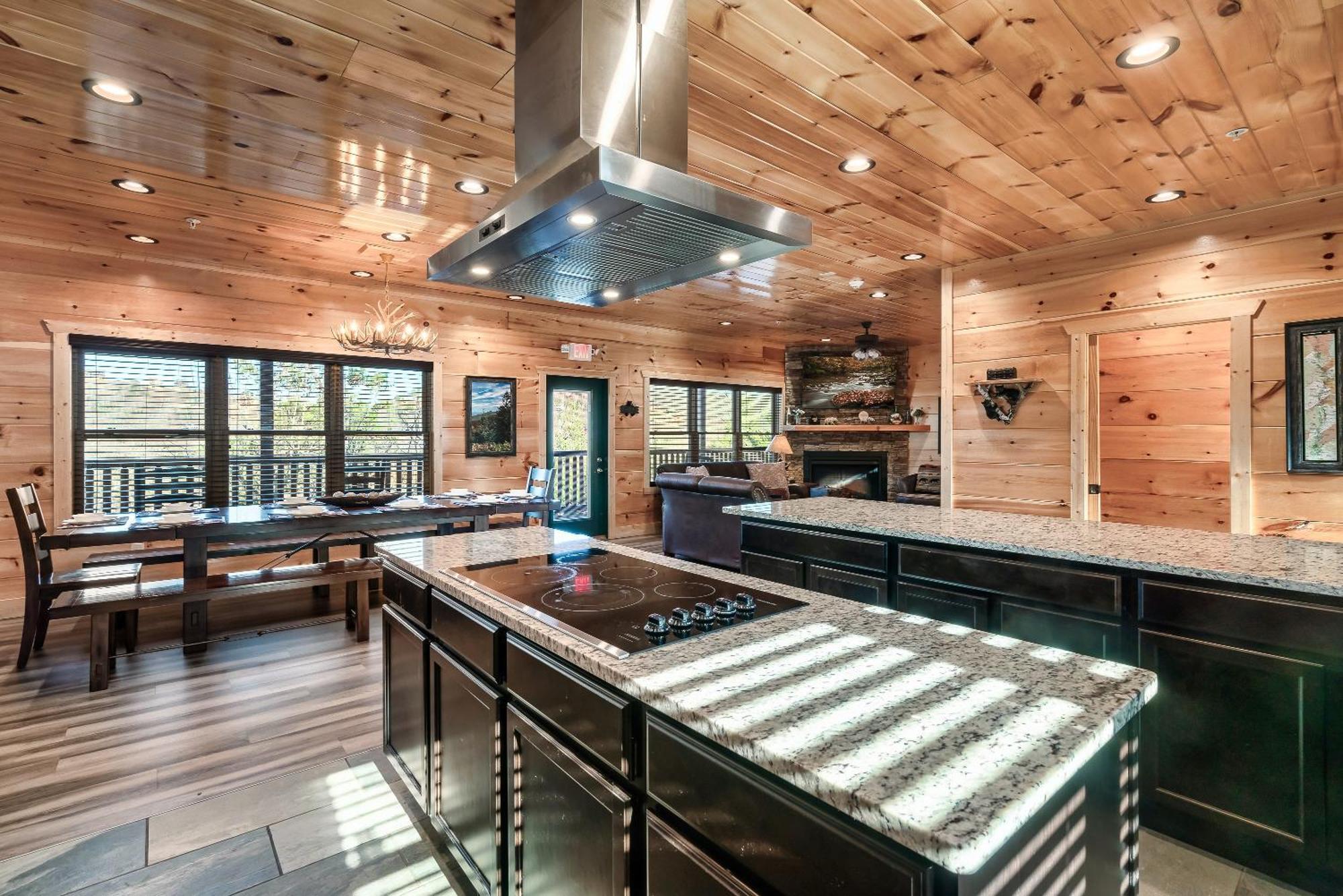 Full Equipped Cabin With A Pool And Game Room Smokies Views Gatlinburg Dış mekan fotoğraf